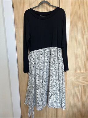 Black Ribbed-Top Long Sleeve Dress with White Printed Skirt